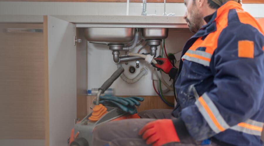 Local tankless water heater installation in Trilla, IL